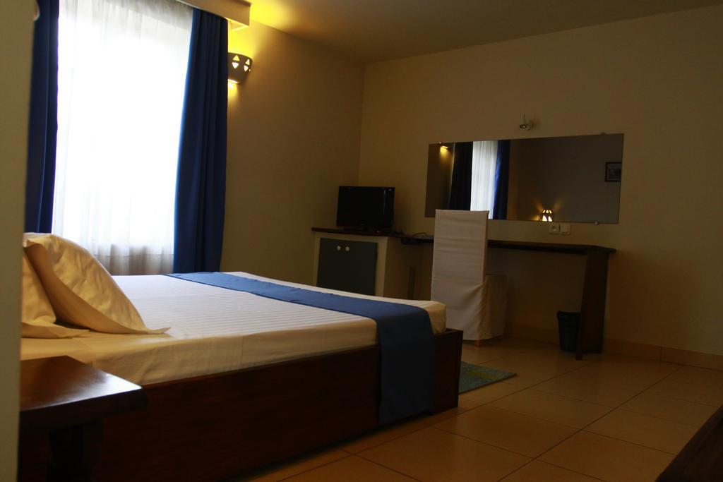 Le Lotus Bleu Hotel Antananarivo Exterior foto
