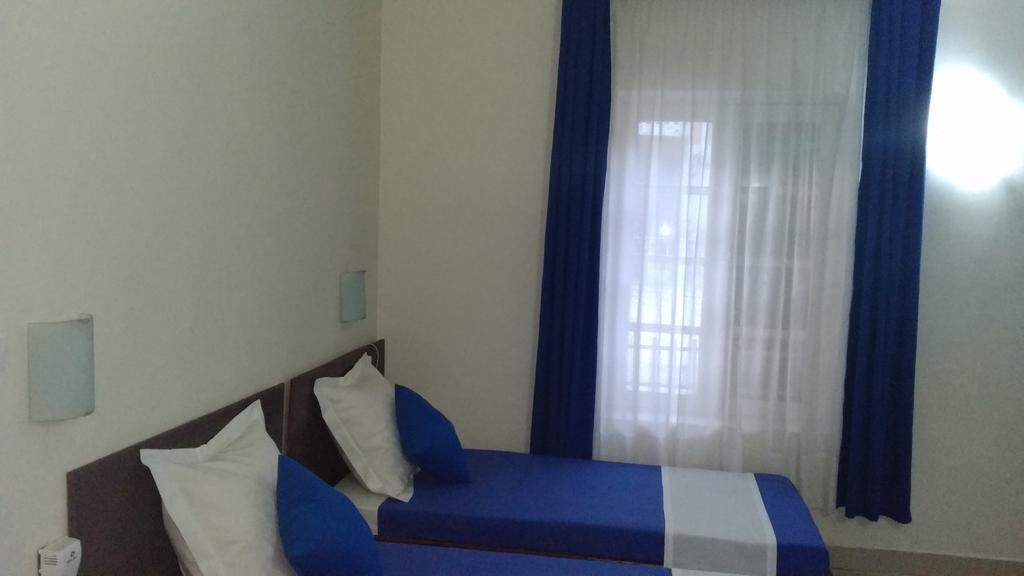 Le Lotus Bleu Hotel Antananarivo Exterior foto